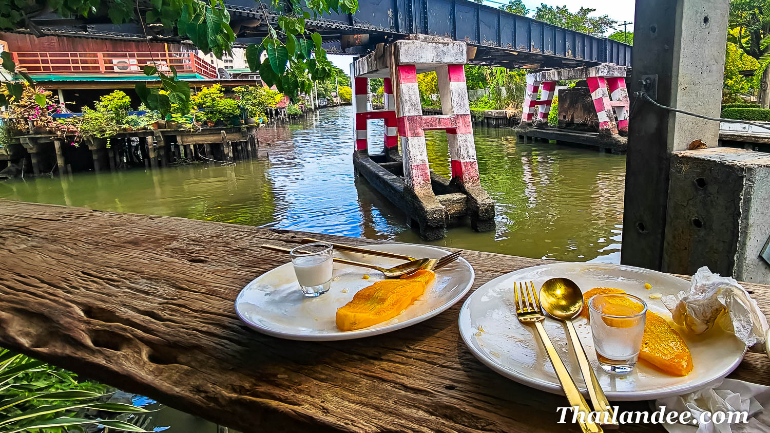 bangkok off the beaten track: chom thong, the hidden district that won't stay secret for long!