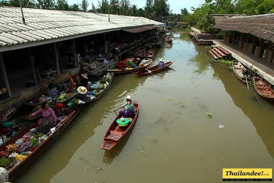 Tha Kha Floating Market Thailand