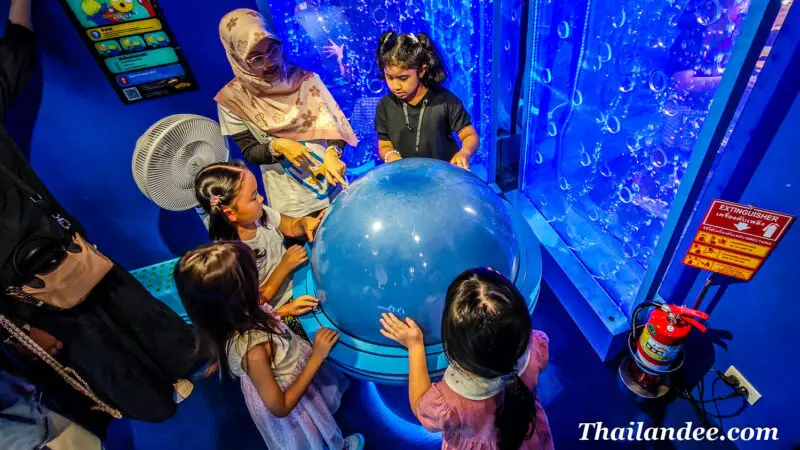 Things to Do with Kids in Bangkok: 5 Awesome Activities (Perfect for Rainy Days!)