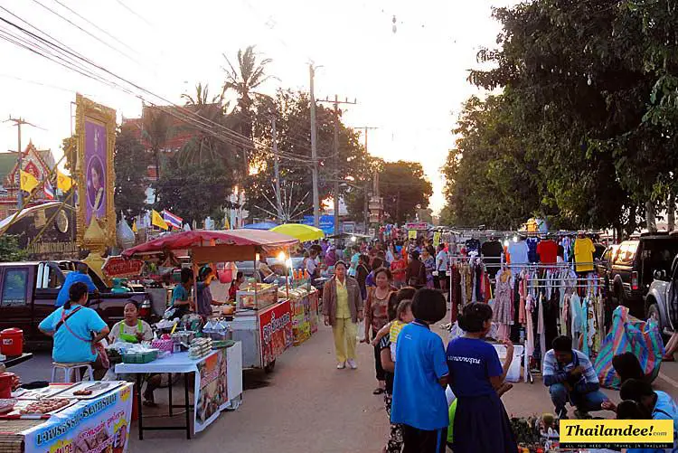 bueng khan night market