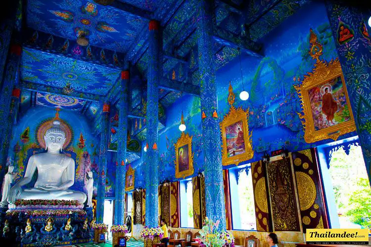 chiang rai temple bleu