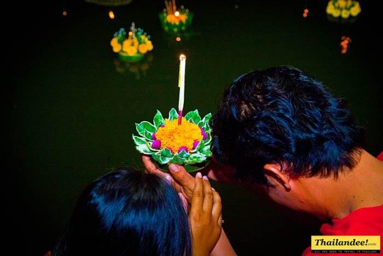 loi-krathong-thailand