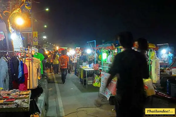 Prachuap night market