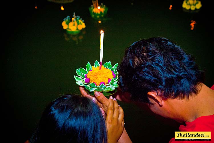 loy kratong