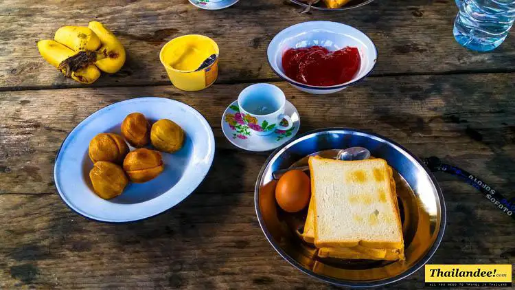 petit dejeuner chiang mai