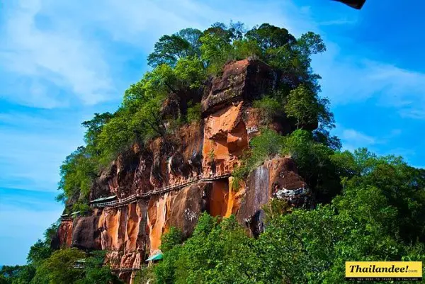 wat phu tok