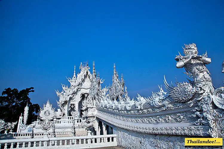 white temple chiang rai