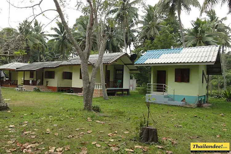 roy tawan house bungalows &restaurant