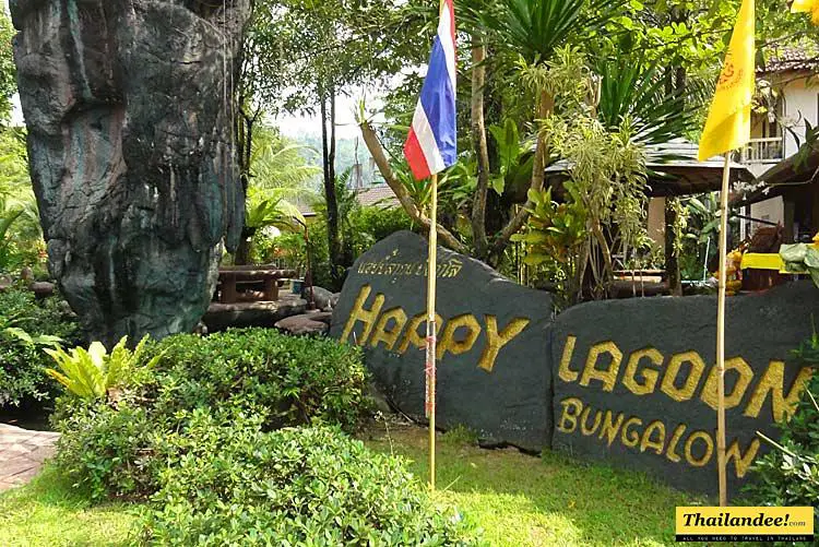 happy lagoon bungalow