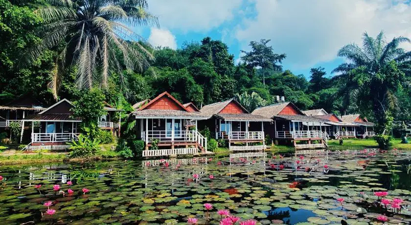 holiday resort koh yao noi