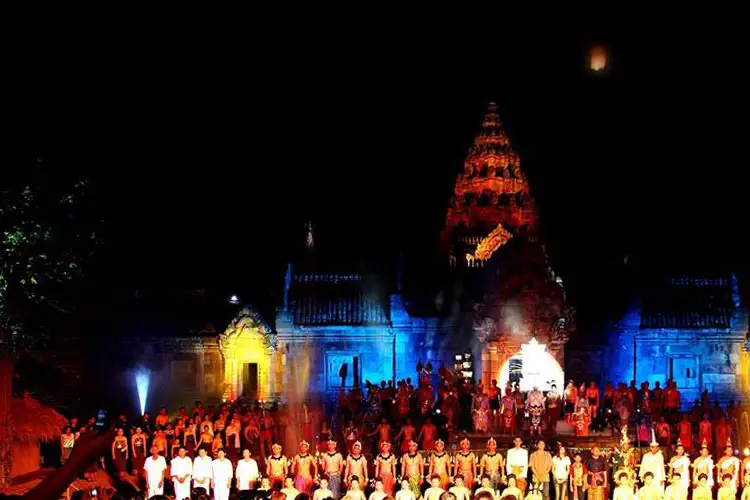 festival et phénomène solaire au phanom rung
