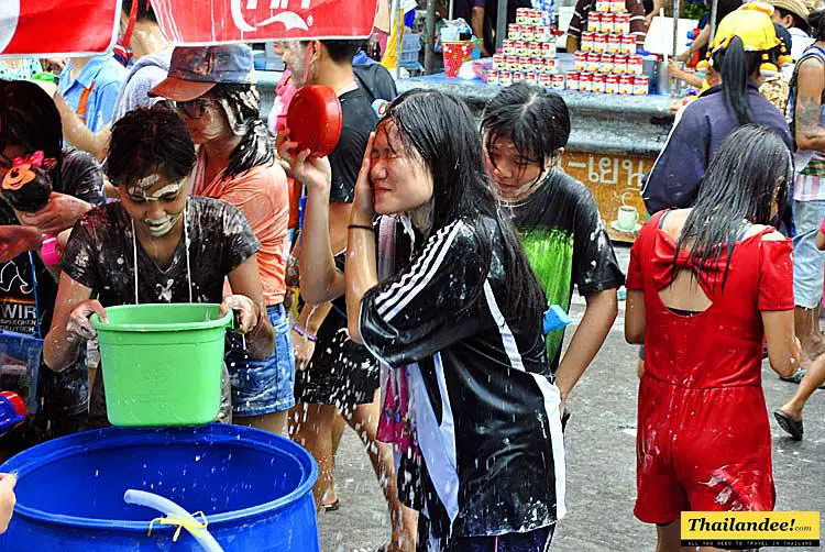 songkran, le nouvel an thaïlandais