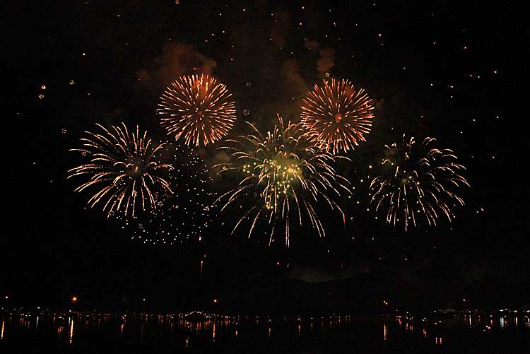 thailand's new year countdown celebrations