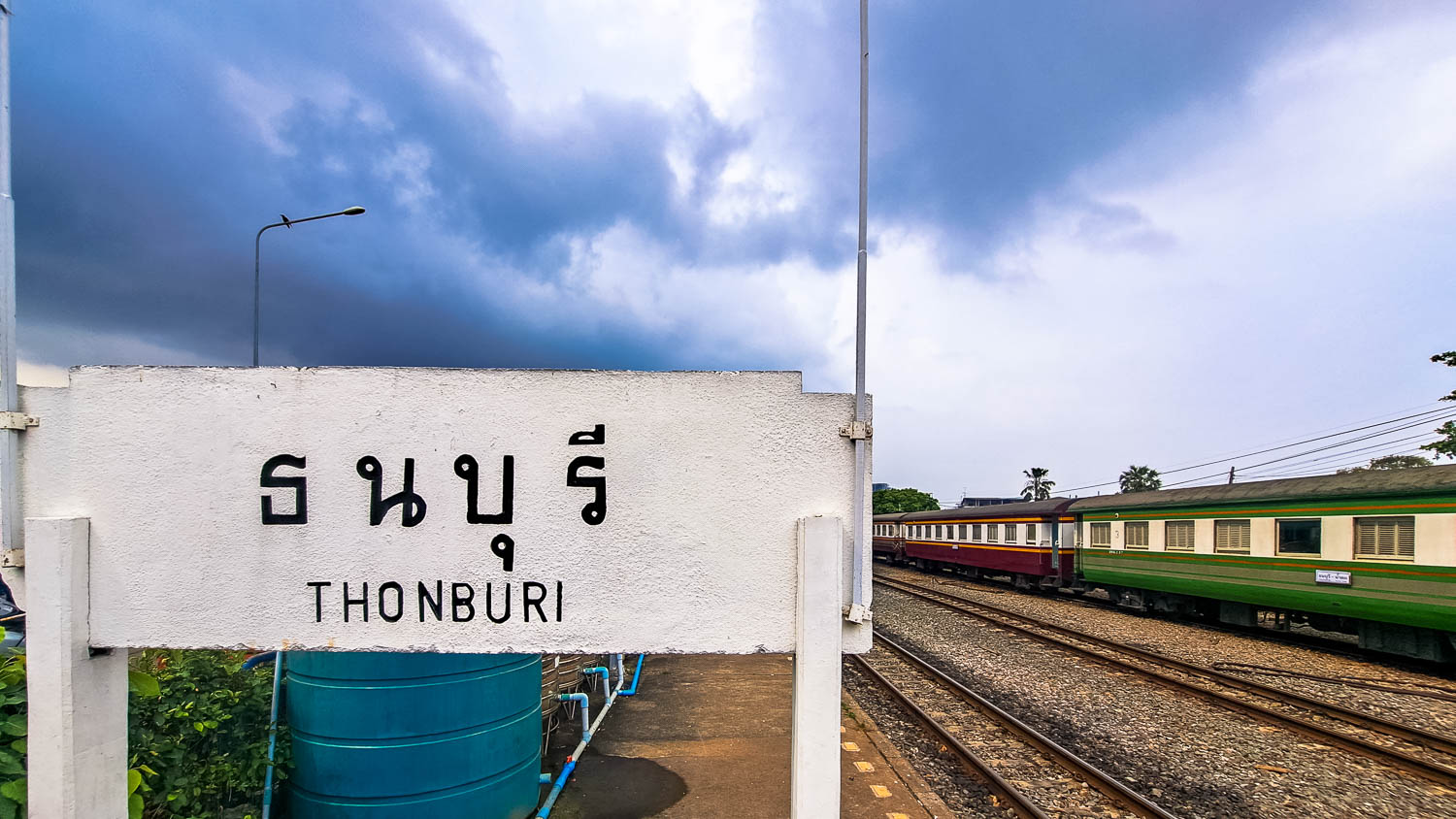 Thonburi Railway Station bangkok
