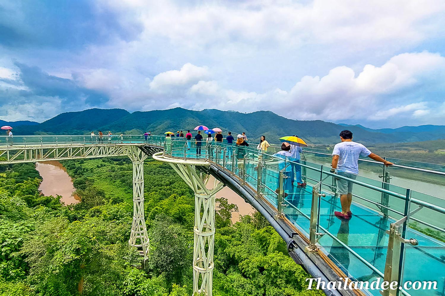 Visit Chiang Khan Skywalk in Chiang Khan