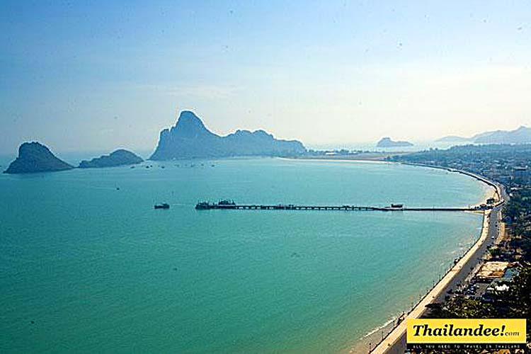 Coastal province on the Gulf of Thailand