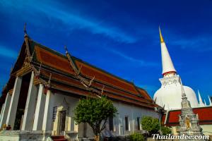 Wat Phra Mahathat Woramawihan