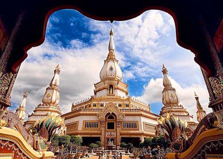 Wat Pha Nam Yoi